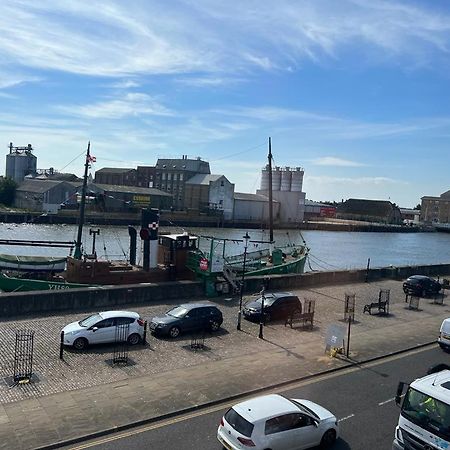 Spacious One Bedroom Flat With River View, 1E Great Yarmouth Eksteriør billede