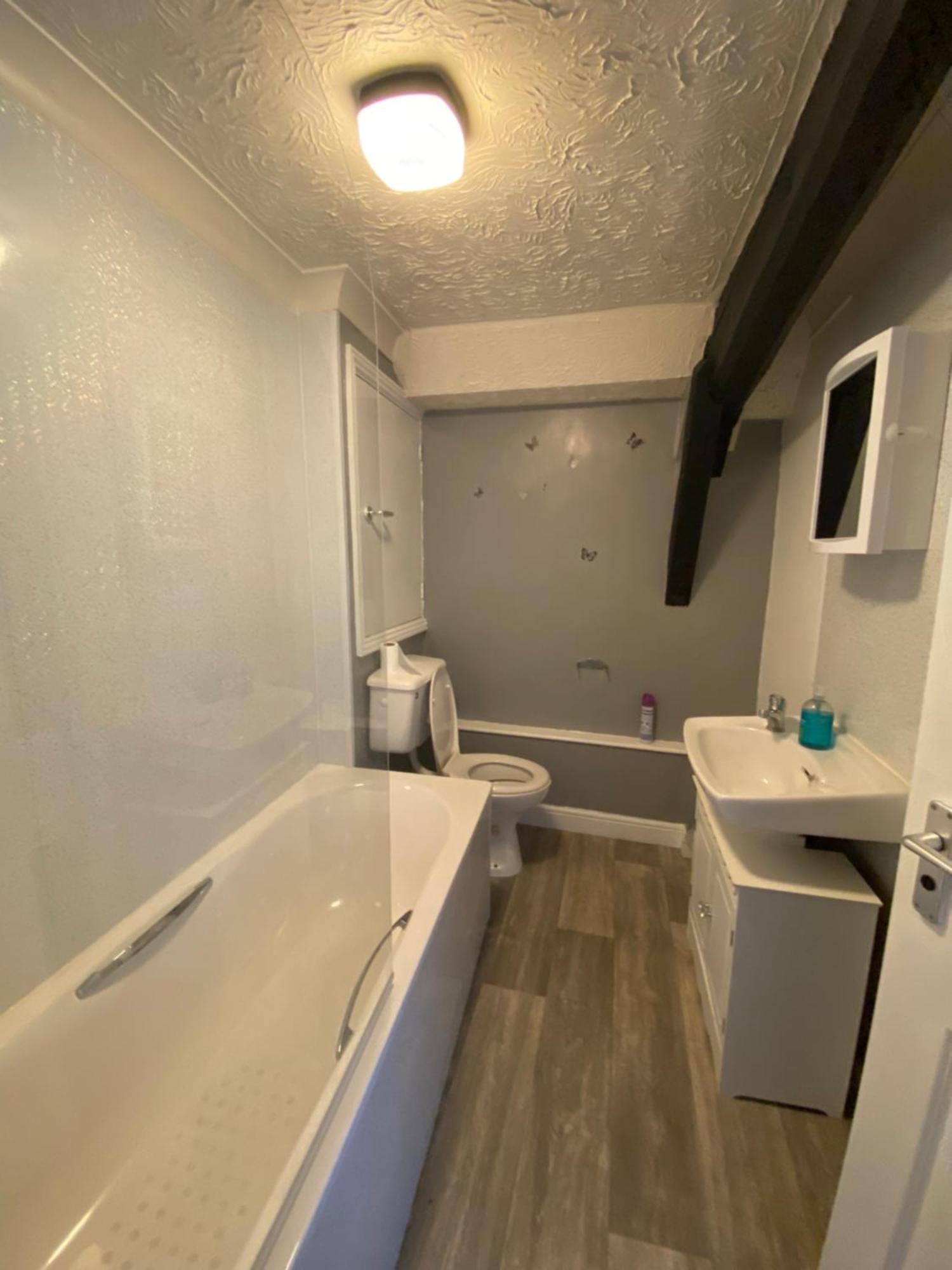 Spacious One Bedroom Flat With River View, 1E Great Yarmouth Eksteriør billede